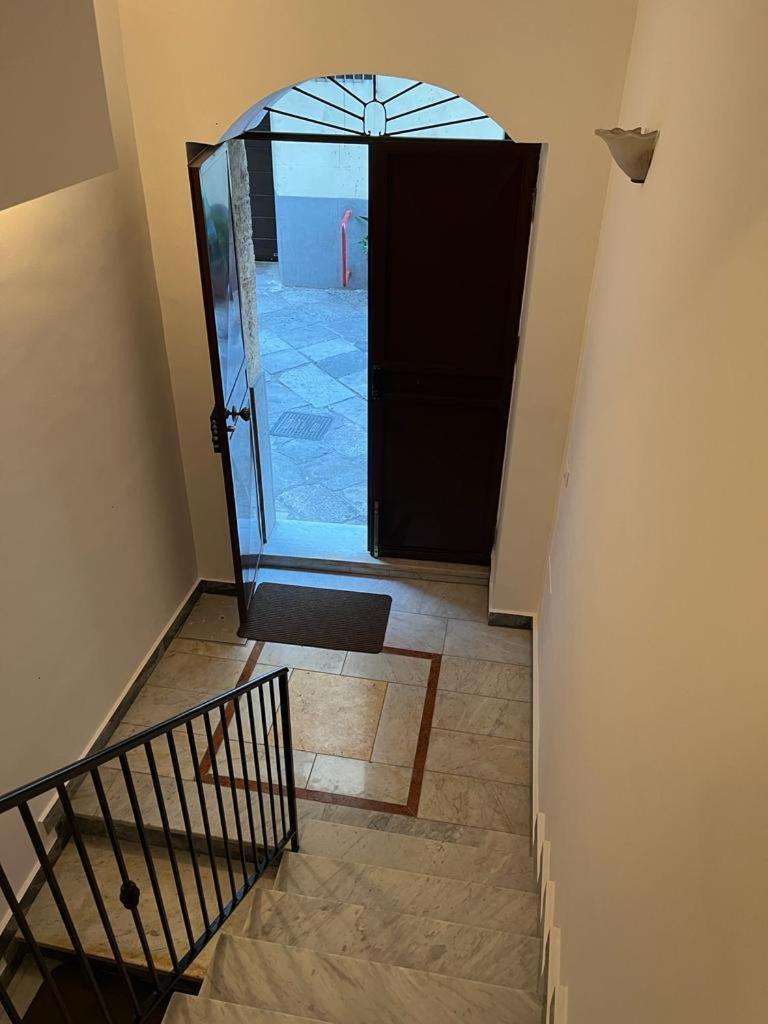 Casina Al 32 Apartment Palermo Exterior photo